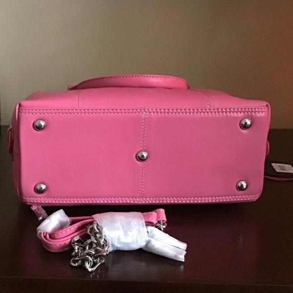 NWT Urban Outfitters Nunoo Small Bobby Silky Shoulder Bag Rose - Picture 6 of 9